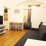 Pat & Mat Apartment